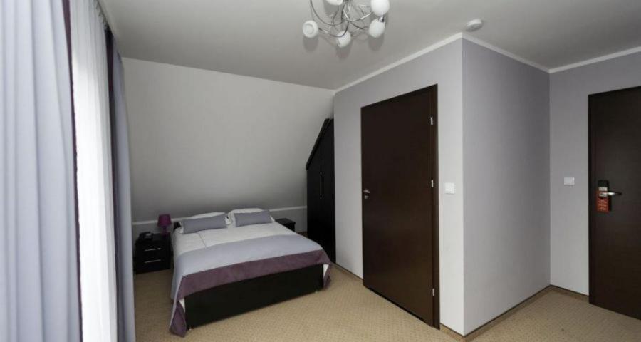 Hotel Klaudia Juszczyn Eksteriør bilde