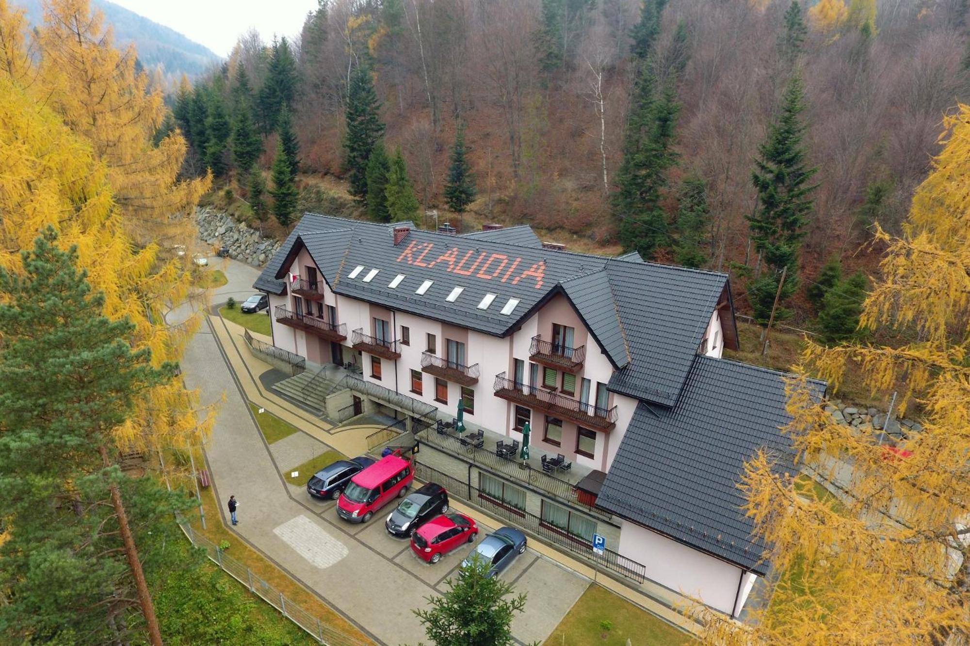 Hotel Klaudia Juszczyn Eksteriør bilde