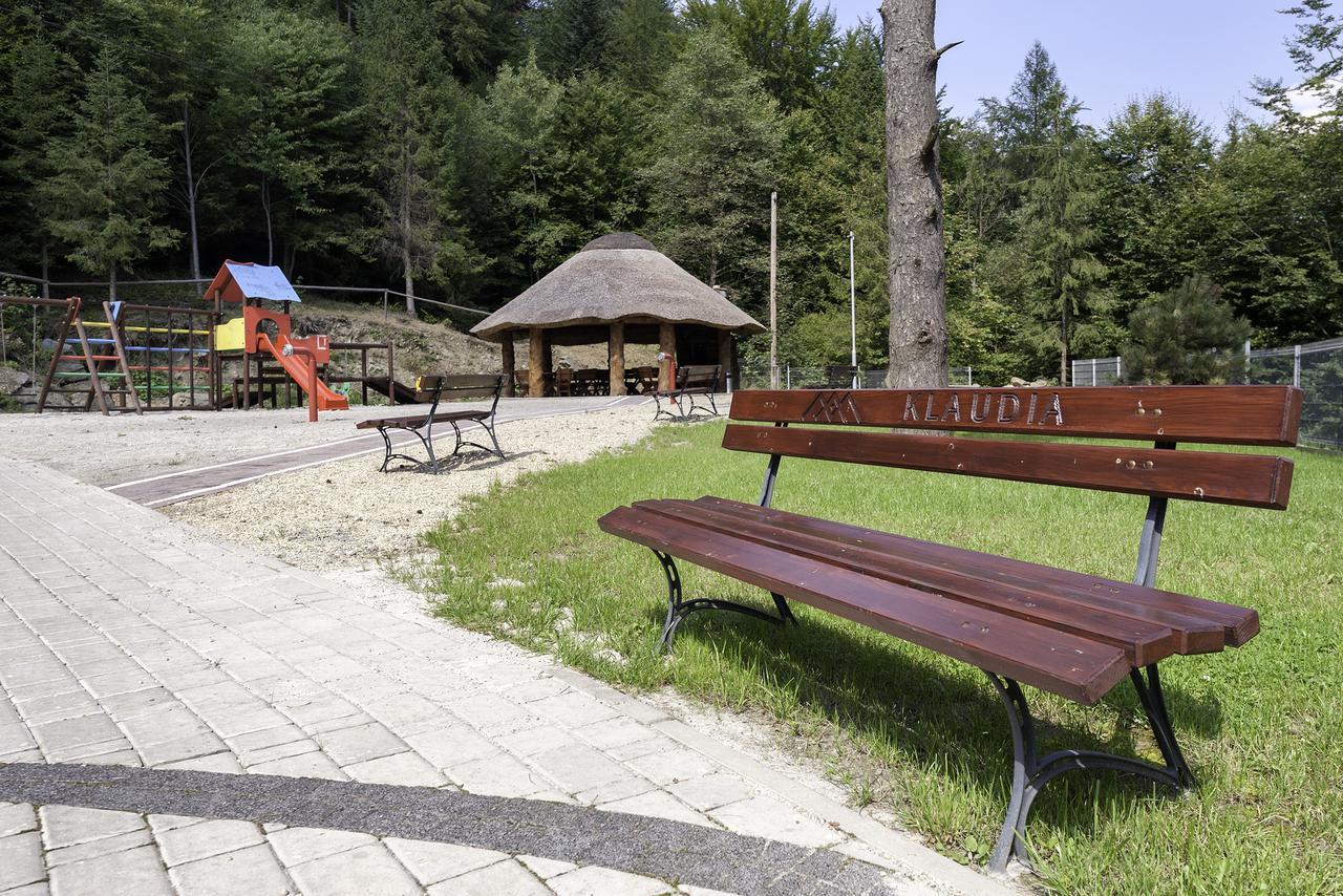 Hotel Klaudia Juszczyn Eksteriør bilde