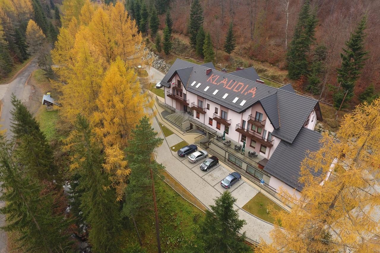 Hotel Klaudia Juszczyn Eksteriør bilde