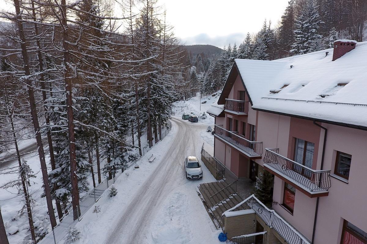 Hotel Klaudia Juszczyn Eksteriør bilde